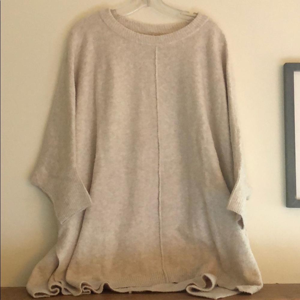 Lou & Grey Sweater/ Poncho